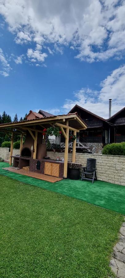 Villa Freemont à Braşov Extérieur photo